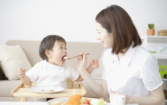 Trẻ em uống nước yến có tốt không, mấy tháng tuổi nên dùng tốt nhất?