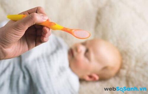 Trẻ sử dụng kháng sinh có thể là nguyên nhân gây chứng béo phì trong tương lai?