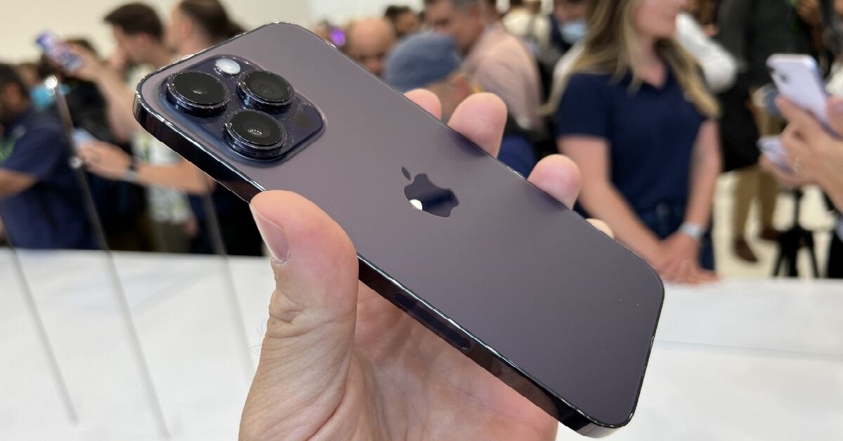 Trên tay iPhone 14 Pro màu tím Deep Purple vừa trình làng