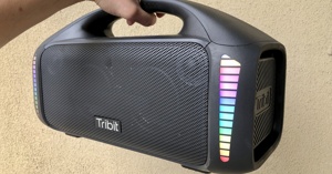 Tribit Stormbox Blast: Loa xách tay năng động cho giới trẻ!