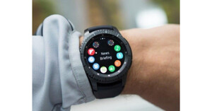 Trong tầm giá 3-4 triệu, đâu là 5 mẫu đồng hồ thông minh người lớn đáng xuống tiền?