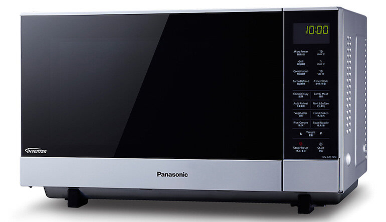 Lò vi sóng điện tử Panasonic NN-GF574MYUE được thiết kế khoang lò rộng rãi