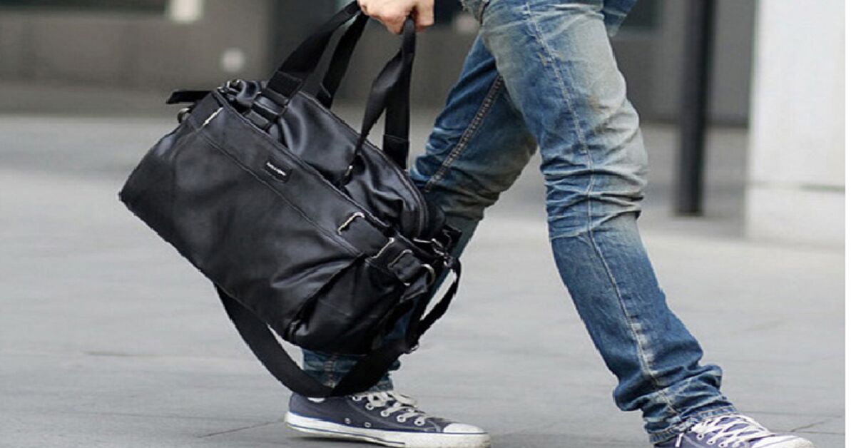 Túi xách nam du lịch tốt cần có những gì?