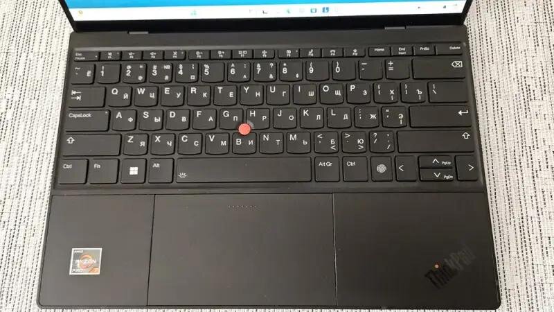 Lenovo ThinkPad Z13 Gen 2: Ultrabook doanh nghiệp đáng tin cậy!