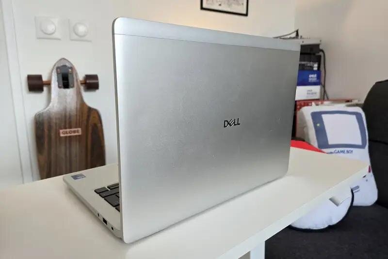 Thiết kế Dell Pro 14 Plus