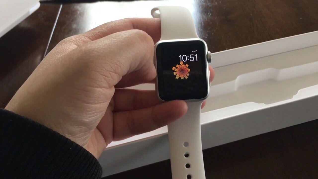 Kết nối của Apple Watch phiên bản 1 cực nhanh 