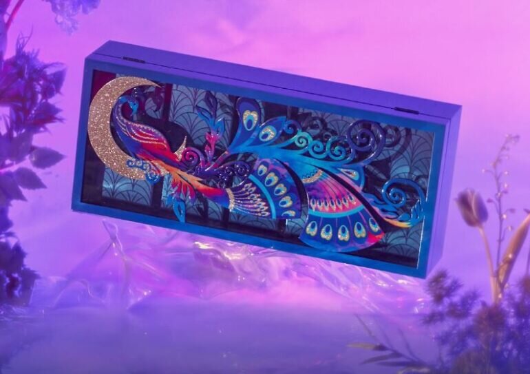 Bánh trung thu The Reverie Saigon ‘Moonlit Peacock’ hộp 8 bánh