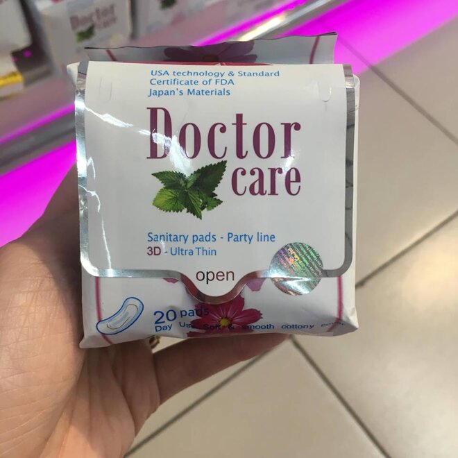 Băng vệ sinh Doctor Care thảo dược hàng ngày