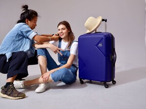 Vali nhựa ABS có tốt không? Đánh giá độ cứng bền, khả năng chống xước