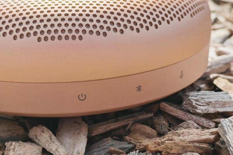 Bang & Olufsen Beosound A1 Gen 3: Loa Bluetooth bền vững, âm thanh tuyệt đỉnh