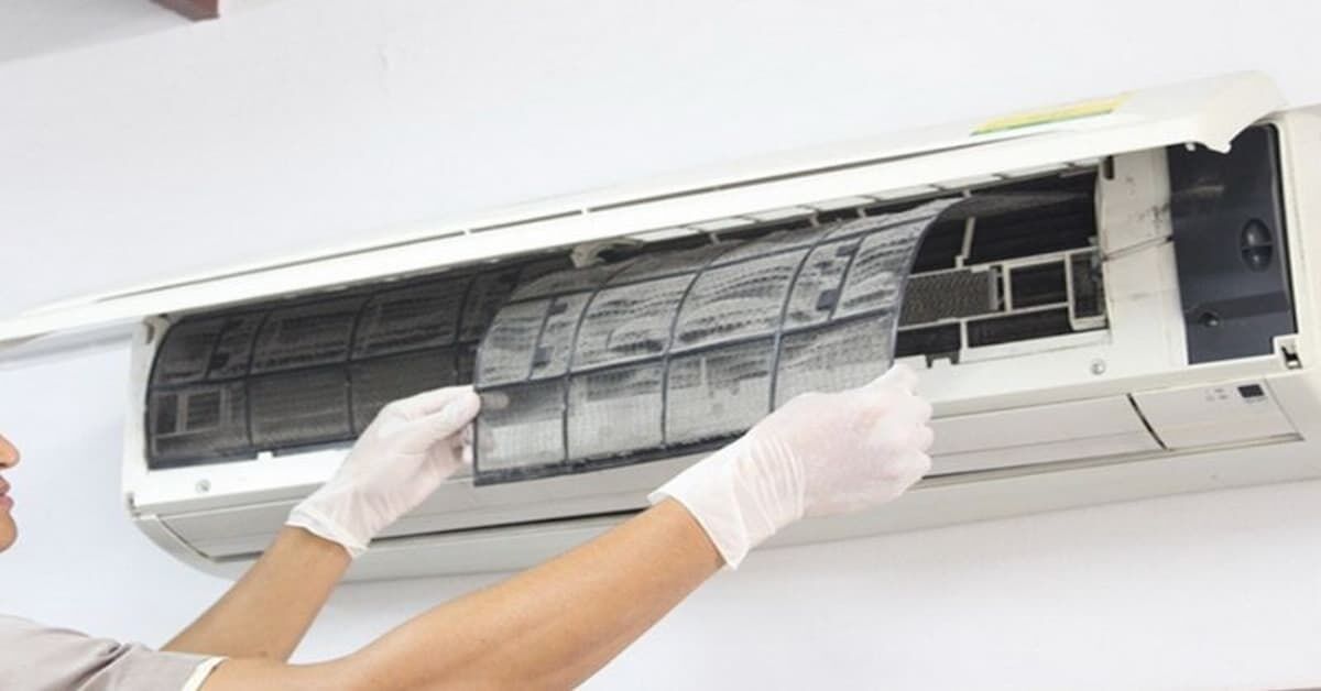 Vệ sinh máy lạnh Toshiba inverter cần chú ý điều gì?