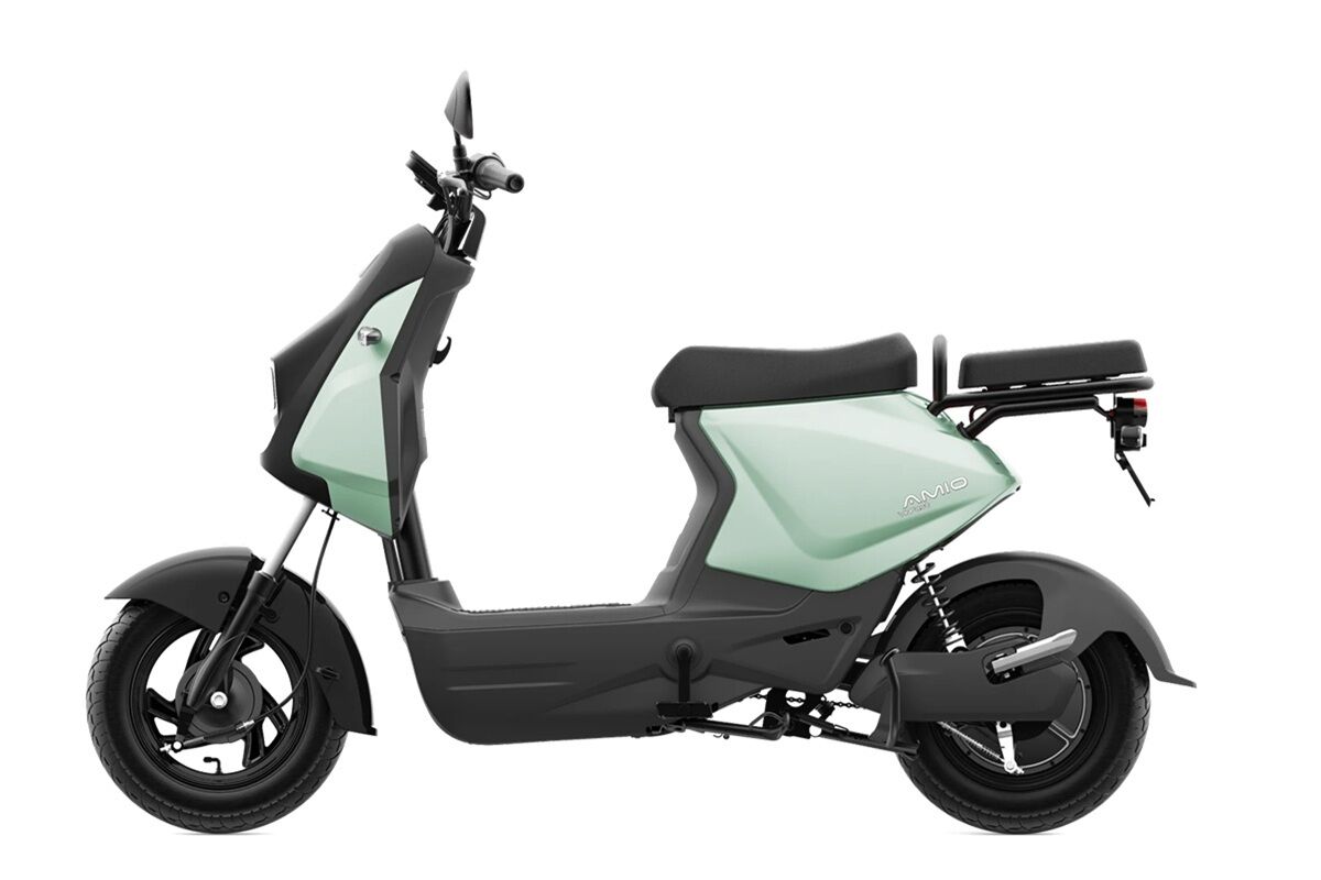 VinFast bán xe máy điện giá 13,9 triệu đồng, pin LFP đi 65 km/lần sạc