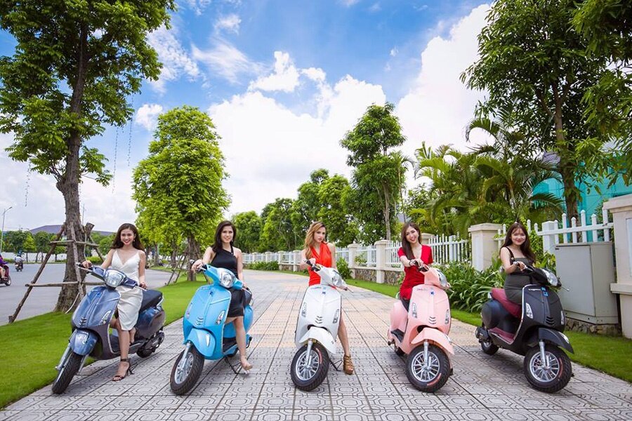Xe máy điện Vespa Sufat có thiết kế thời thượng
