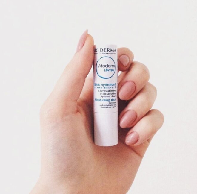 Uses of Bioderma Atoderm Levres Stick Hydratant balm