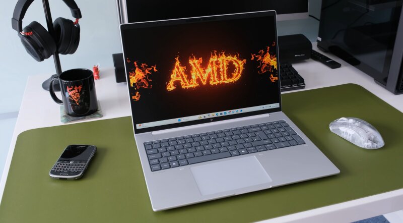 HP EliteBook 8 G1i: Siêu phẩm laptop AI cho doanh nhân thời hiện đại