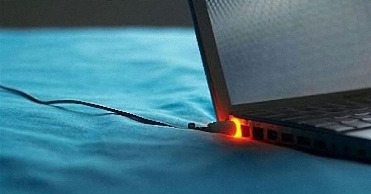 Vừa sạc vừa dùng laptop - Cách sử dụng đang giết chết máy tính của bạn