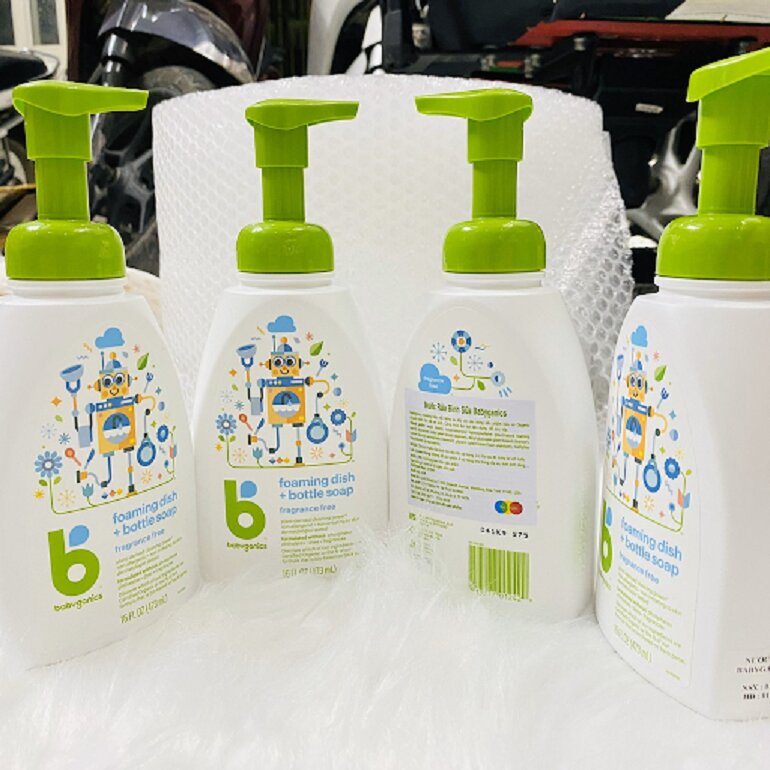 Review nước rửa bình Babyganics chi tiết