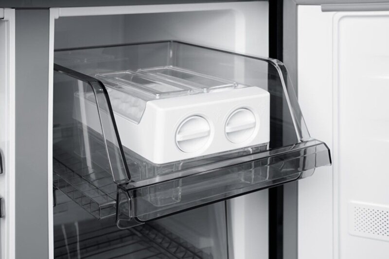 Tủ lạnh 4 cánh Hisense RQ559N4EBU giá siêu rẻ, gây bất ngờ về chất lượng