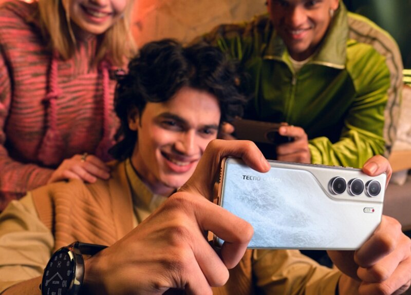 Điện thoại Tecno Camon 40 camera 