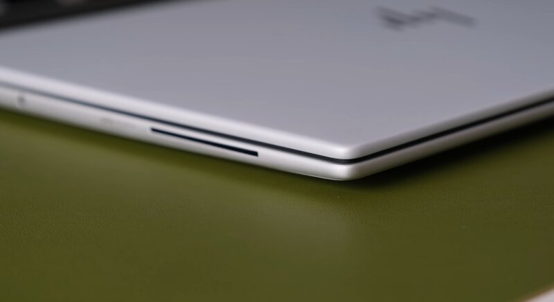 HP EliteBook 8 G1i: Siêu phẩm laptop AI cho doanh nhân thời hiện đại
