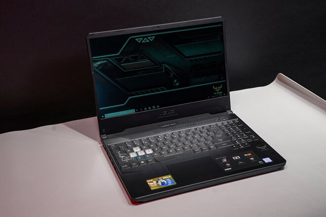 Asus TUF FX705DY-AU061T thực chiến game cực hấp dẫn