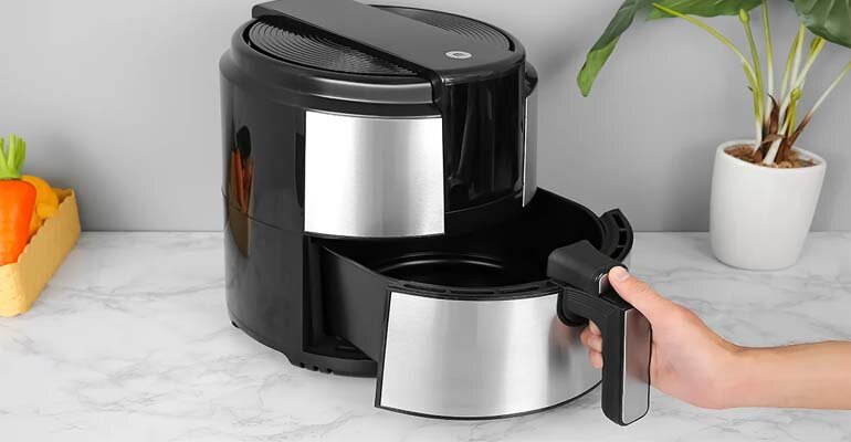 Nồi chiên không dầu MK221 là sự lựa chọn hoàn hảo cho gia đình bạn nồi chiên không dầu Mishio MK221