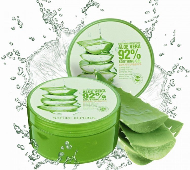 Kem dưỡng ẩm Hàn Quốc Nature Republic Soothing Moisture Aloe Vera 92% Soothing Gel