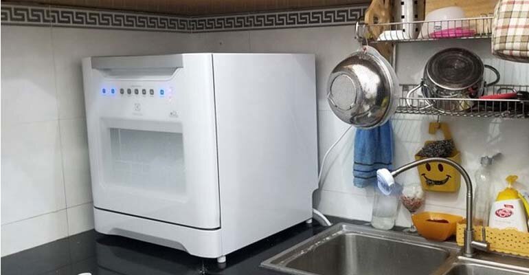 ESF6010BW sở hữu nhiều tính năng vượt trội Máy rửa bát Electrolux ESF6010BW