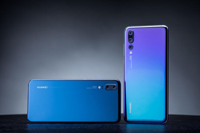 Huawei P30 Pro và Samsung Galaxy Note 10