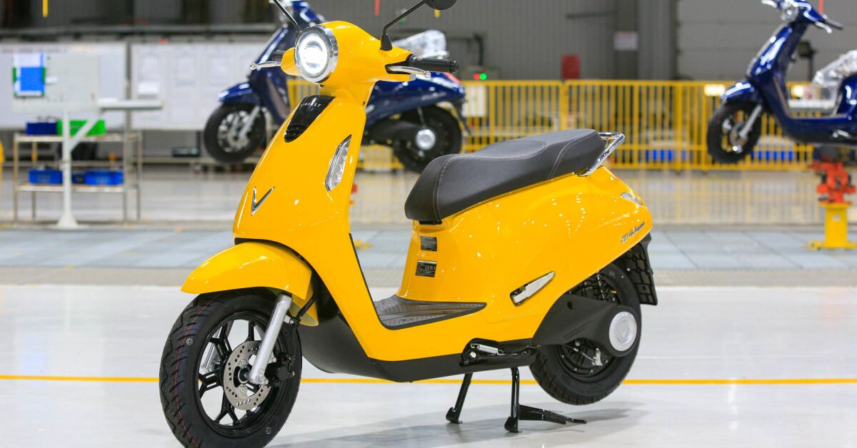 Xe máy điện VinFast Evo200: Giá thành rẻ, đi được xa?