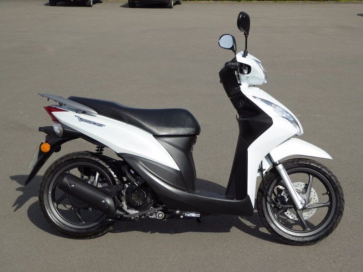 Xe máy tay ga Honda Vision 50cc giá bao nhiêu tiền và mua ở đâu