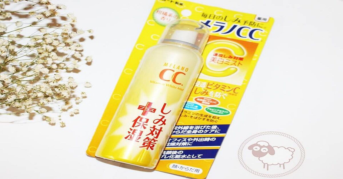 Xịt khoáng Melano CC: Cấp ẩm và dưỡng trắng hiệu quả