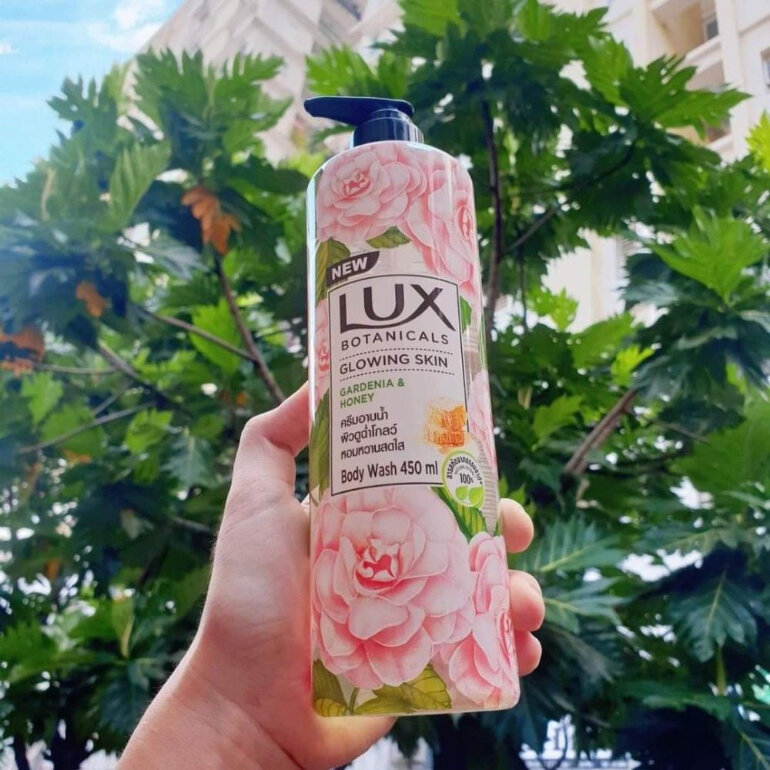 sữa tắm Lux Botanicals