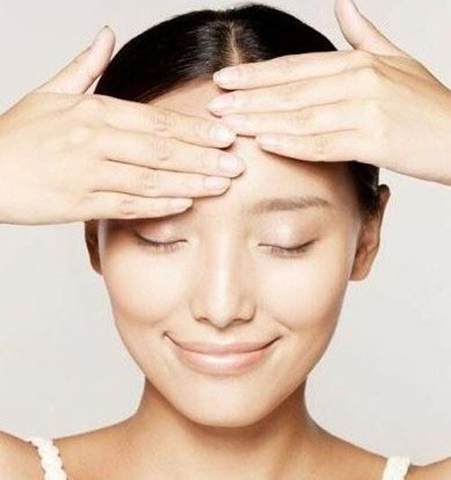 Xóa tan nếp nhăn trên trán với 5 phương pháp đơn giản