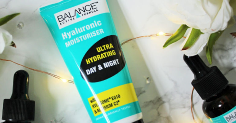 Review Balance Active Formula Hyaluronic Moisturiser - Kem dưỡng ẩm dạng gel thấm nhanh siêu tốc, duy trì và cấp ẩm sâu cho mọi loại da