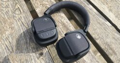 Yamaha YH-L700A: Công nghệ rất nhiều nhưng giá hơi đau ví!