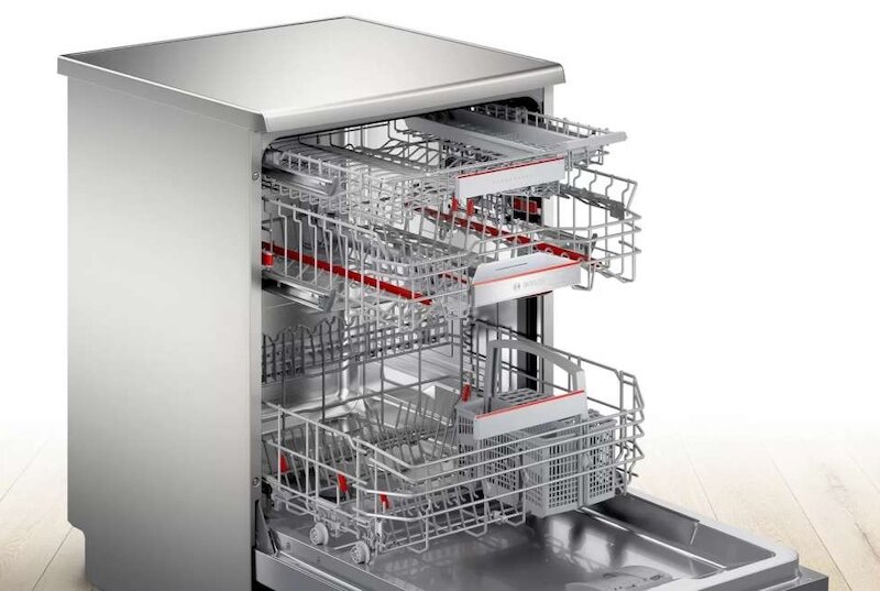 Máy rửa bát Serie 6 Bosch SMS6EDI06E có khoang rửa rộng rãi