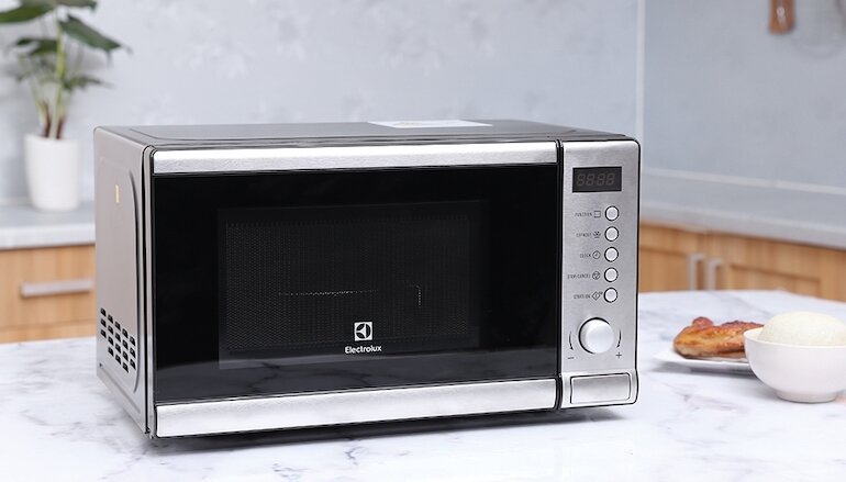 Lò vi sóng Electrolux EMS2027GX 20 lít