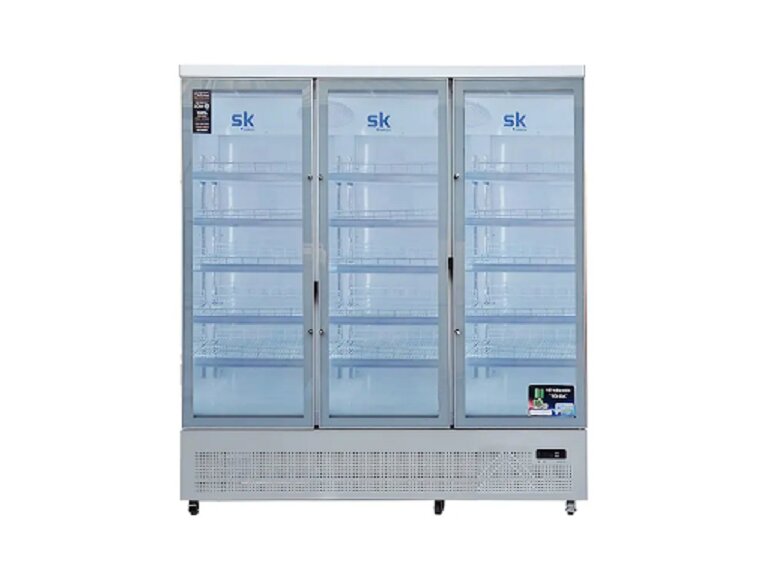 Cửa hàng, siêu thị lớn có nên mua tủ mát Sumikura SKSC-1600B để trưng bày nước ngọt?