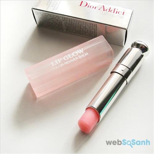 Cây son Dior Lip Glow vừa dưỡng tốt lại vừa lên màu đẹp