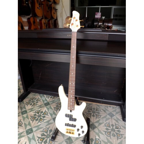 Đàn Guitar Bass Yamaha MB-50 