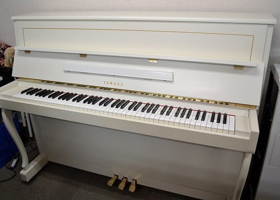 Đàn piano Yamaha MC202 