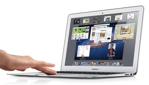 Laptop Apple Macbook Air MD712ZP/B - Intel core i5-4260U 1.4 GHz, 4GB DDR3, 256GB SSD, Intel HD Graphics 5000, 11.6 inch