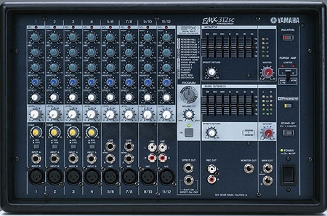 Bàn Mixer Yamaha EMX312SC