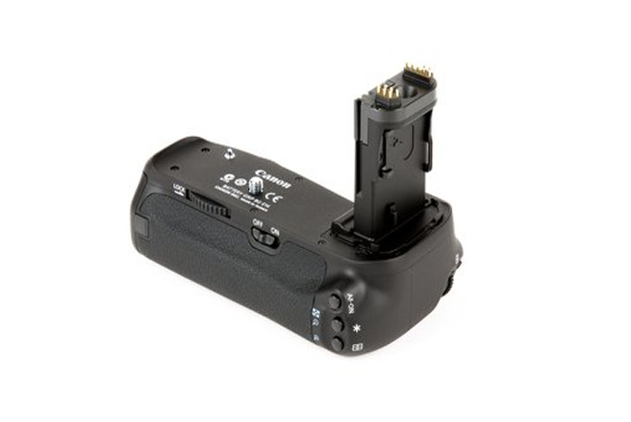 Báng pin máy ảnh Canon Battery Grip BG-E14