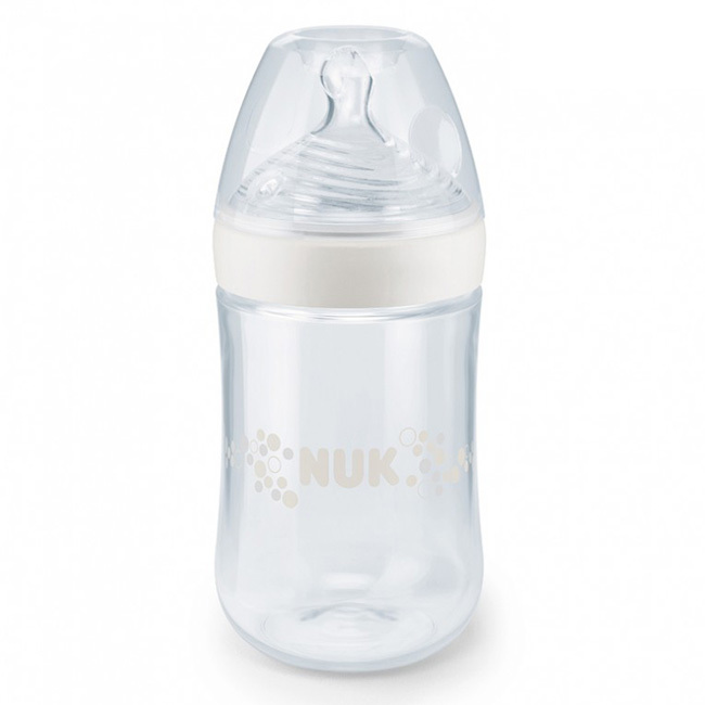 Bình sữa PP Nuk Nature Sense núm silicone S2-M 260ml NU21496