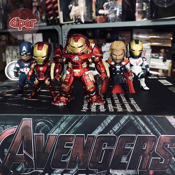 Bộ 5 nhân vật The Avengers