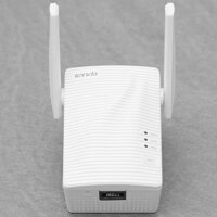 Bộ mở rộng sóng Wifi chuẩn AC1200 Tenda A18