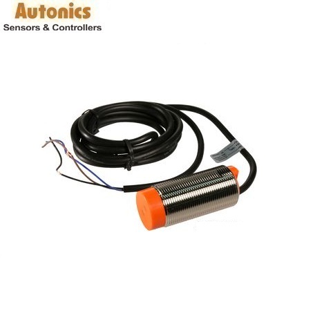 Cảm biến điện dung Autonics CR18-8DN