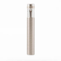 Cảm biến tiệm cận Omron M12 E2B-M12LS04-M1-C1